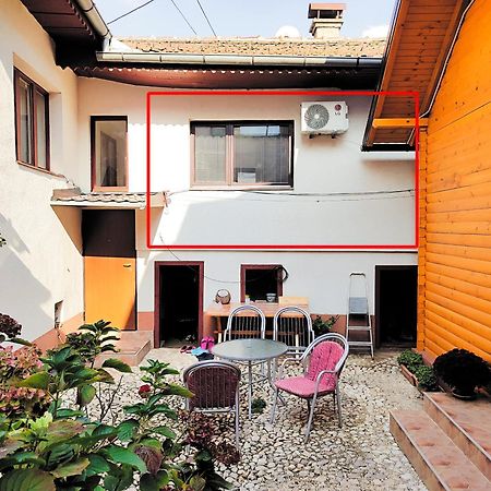 Guest House Nizama'S Place Sarajevo Ngoại thất bức ảnh