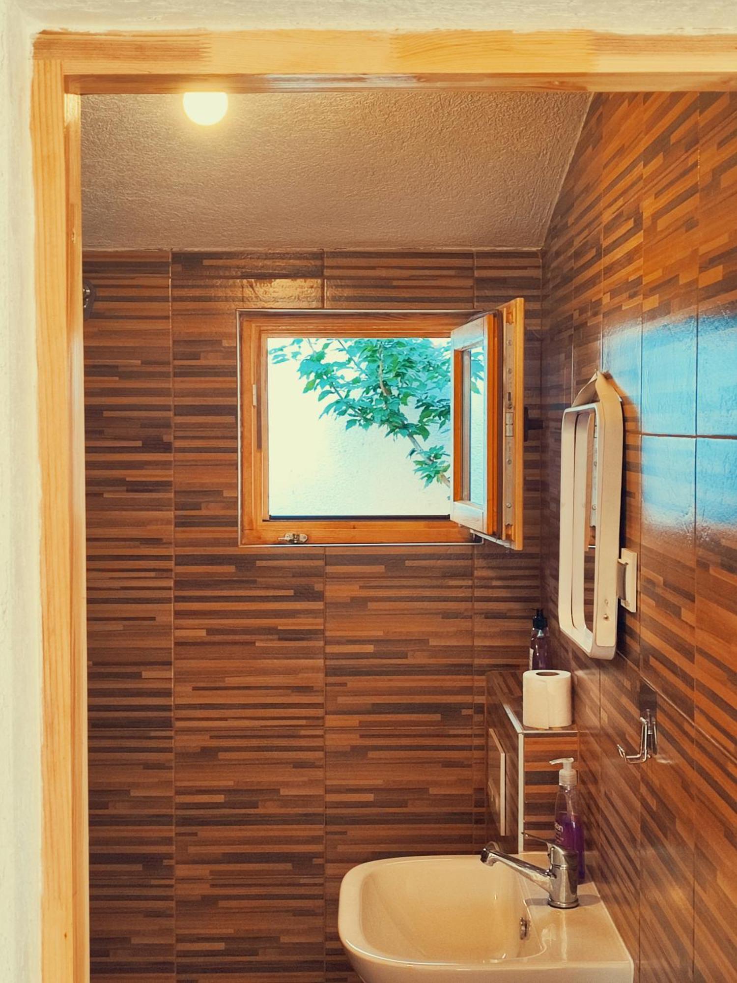 Guest House Nizama'S Place Sarajevo Ngoại thất bức ảnh