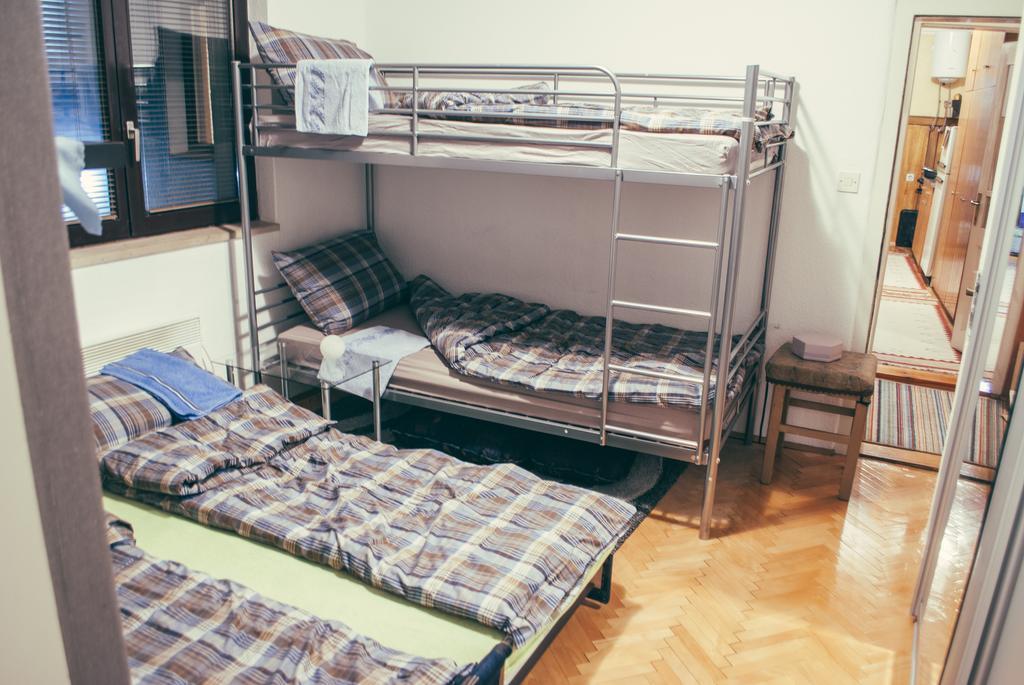 Guest House Nizama'S Place Sarajevo Ngoại thất bức ảnh