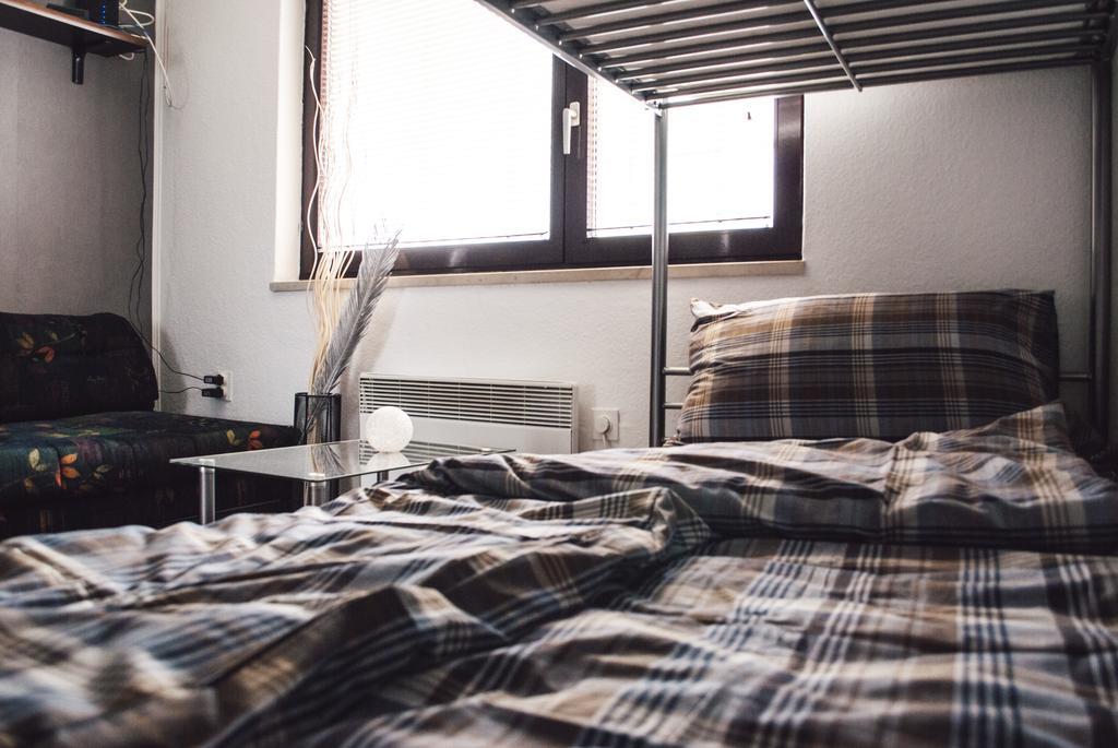 Guest House Nizama'S Place Sarajevo Phòng bức ảnh